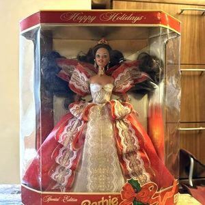 SUPER RARE MISPRINT - Green Eyes Happy Holidays Special Edition 1997 Barbie Doll